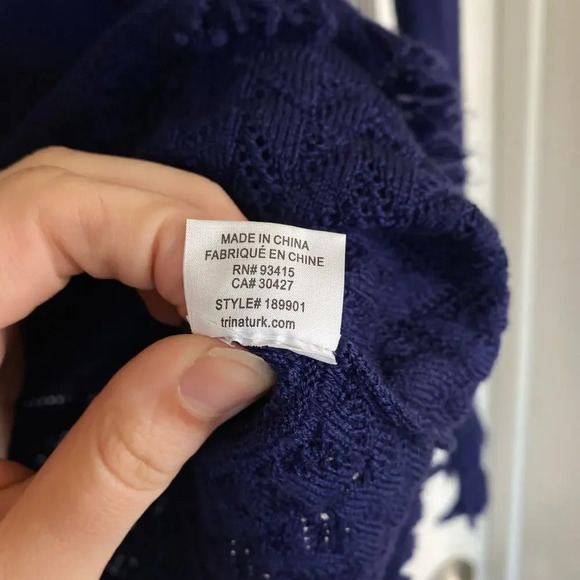 TRINA TURK Merino Wool Navy Blue Sweater Size Small Tassel Fringe - Picture 8 of 10